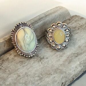 Vintage Silver Faux Marble and Cream Stone Ring Set Size 10